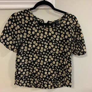 Black yellow flower floral daisy shirt T-shirt